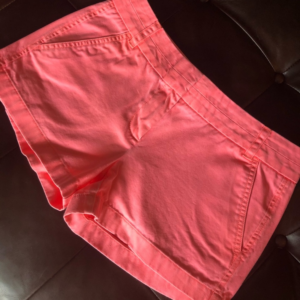Women’s Chino shorts